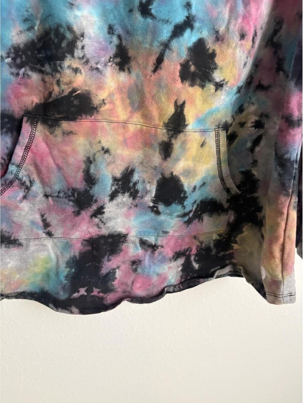 Torrid | Comfy Soft Loungewear Shorts Set Black Pink Blue Tie Dyed Size 1X - Picture 3 of 9
